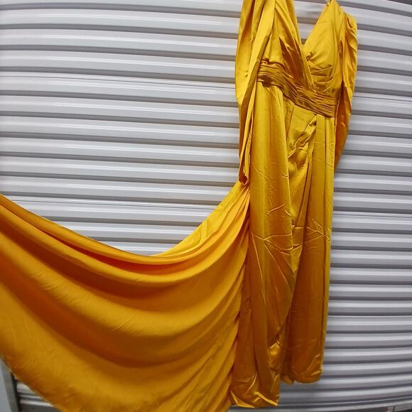 Mac Duggal Formal Evening Gown Womens Plus 16 Gold Maxi Dress Wedding Party - Picture 11 of 13